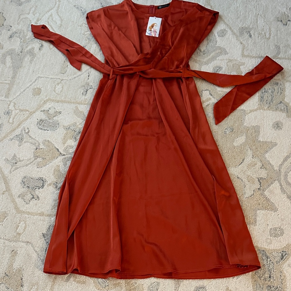 Chic Rust Midi Wrap Dress